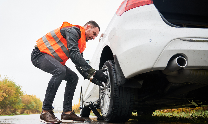Emergency Tyre Replacement Service